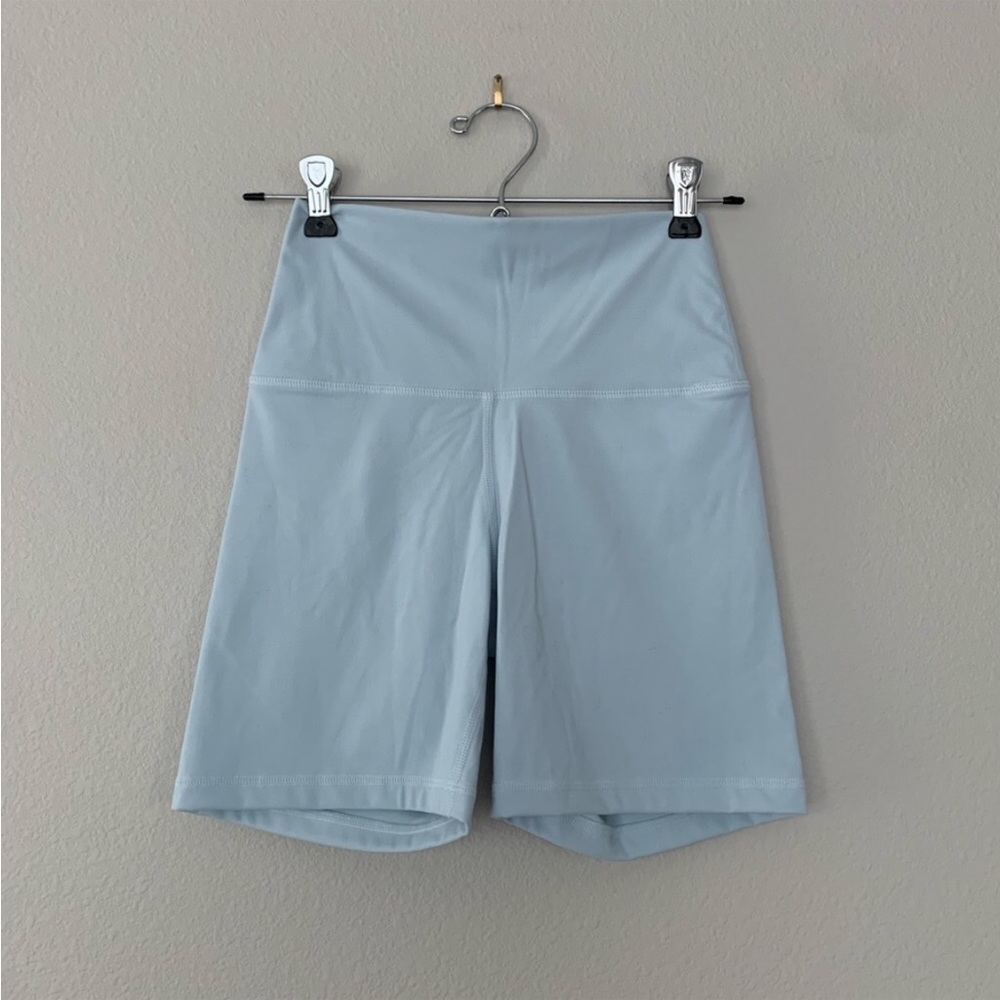 Set active shorts small